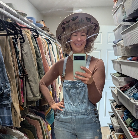 COPY - Lunabloom snake hat, taupe EUC - Picture 5 of 5